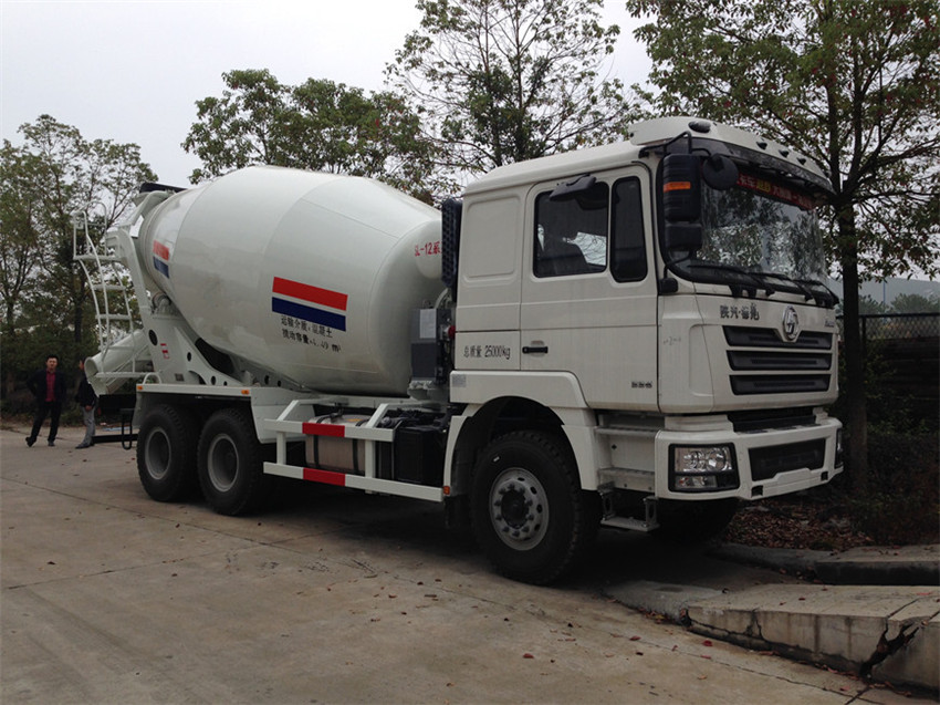 陜汽德龍12方水泥攪拌車 陜汽德龍12方水泥攪拌車