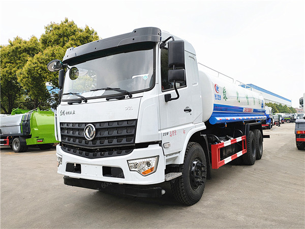 東風D3后雙橋灑水車